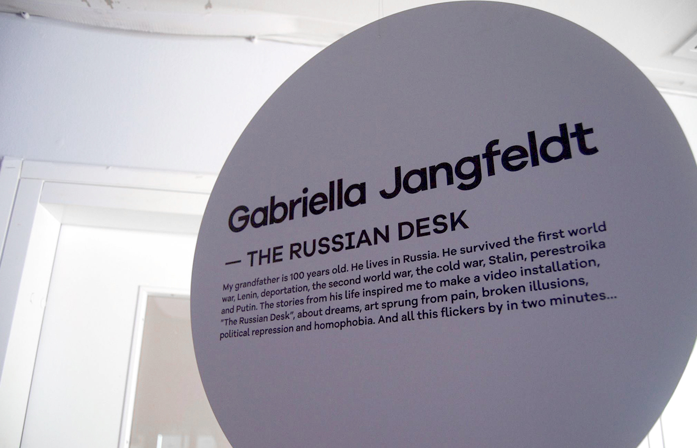 Russian Desk - Gabriella Jangfeldt